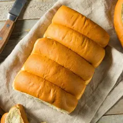 Idealne bułki do hot dogów: Gdzie kupić i jak wybrać?