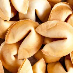 Ciasteczka z wróżbą: przepis, triki i sekrety chrupkości!