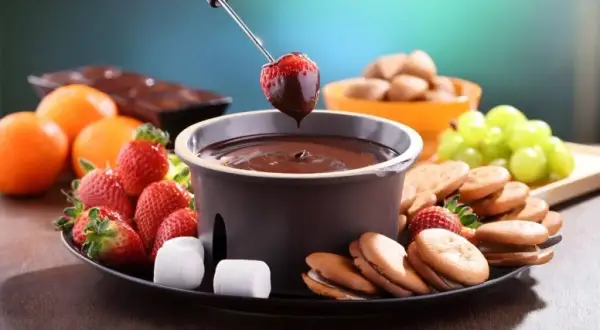 Fondue czekoladowe: Prosty przepis i sekret idealnego smaku